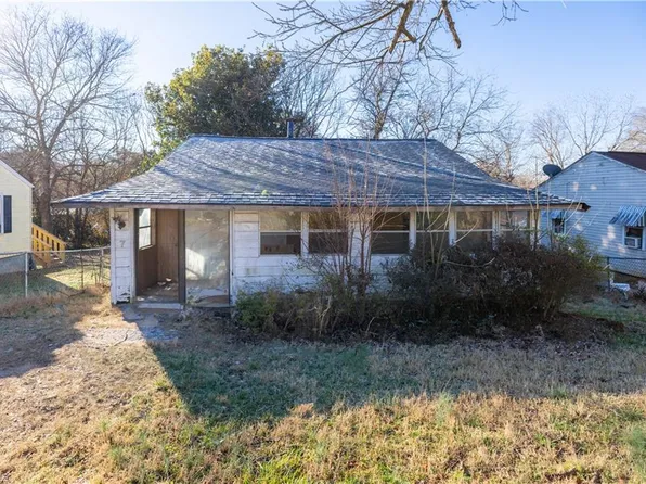 7 Circle Dr, Reidsville, NC 27320