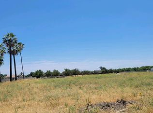 1806 E Palm Tree Ln, Manteca, CA 95336