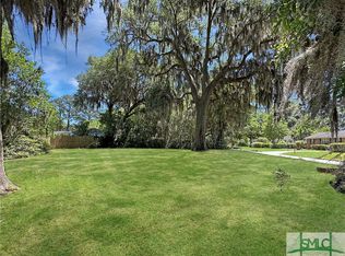 2010 E 62nd St, Savannah, GA 31404