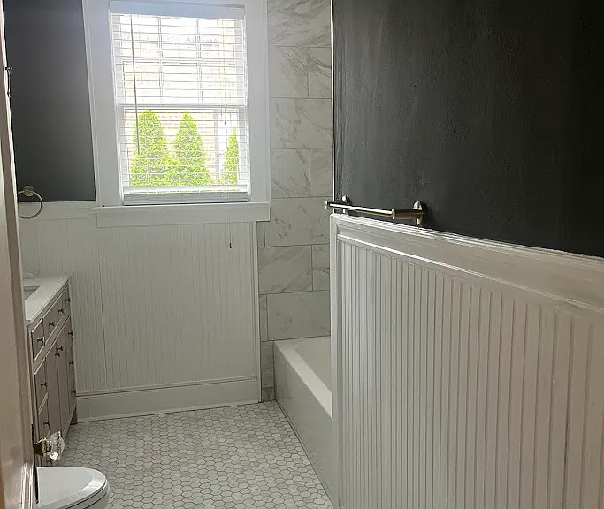 728 Grandin Rd — Photo 8
