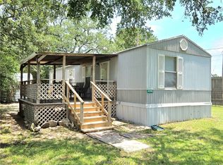 416 Leaning Oak Ln, Somerville, TX 77879