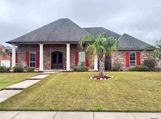 6549 Clark Plantation Dr, Gonzales, LA 70737