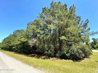 700 Helm Dr, New Bern, NC 28560