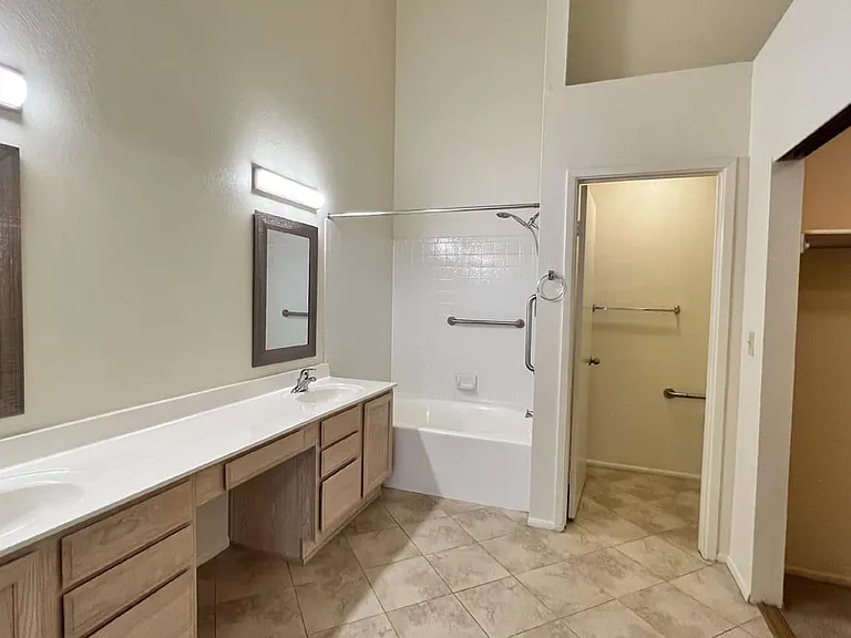 13430 N 92nd Way — Photo 11