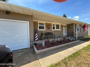 1214 Indian Hill Rd, Toms River, NJ 08753