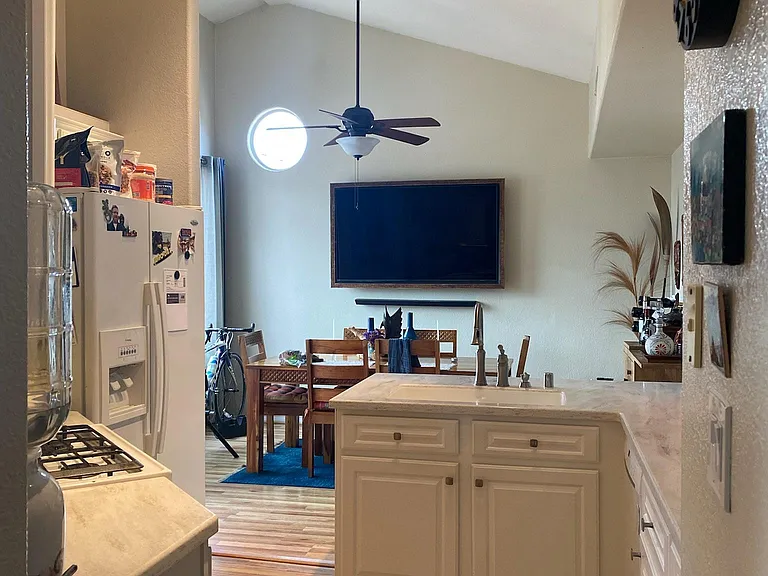 4828 Bermuda Ave — Photo 22