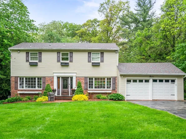 12 Skyline Drive, Huntington, NY 11743