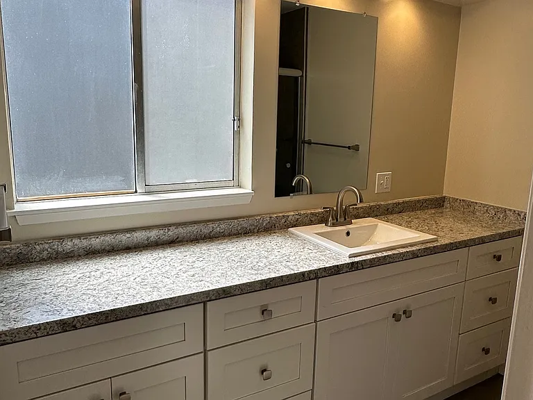 515 Chestnut St #104 — Photo 7