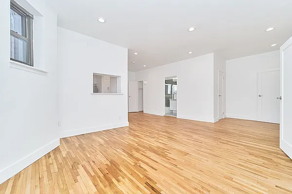 Rented by Living New York | media 32