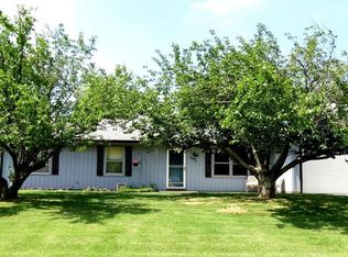 8854 N Miami Ridge Rd, Columbus, IN 47201