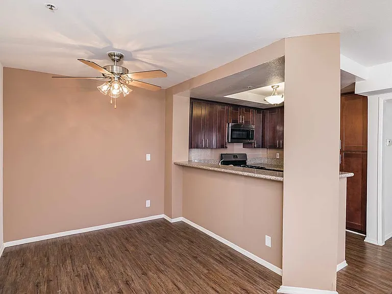 Marlon Manor — Photo 14