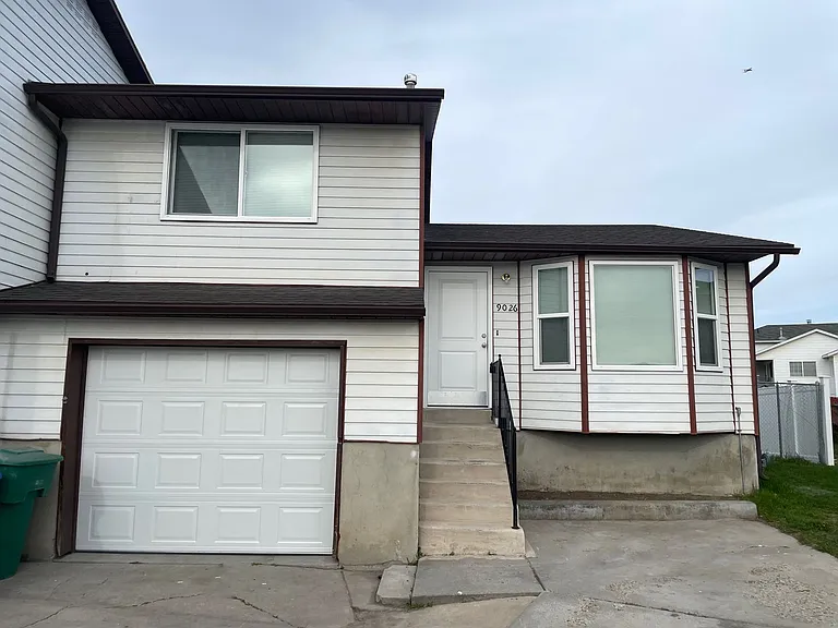 9026 S Goddard Cir — Photo 1