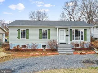 747 W 13th St, Front Royal, VA 22630