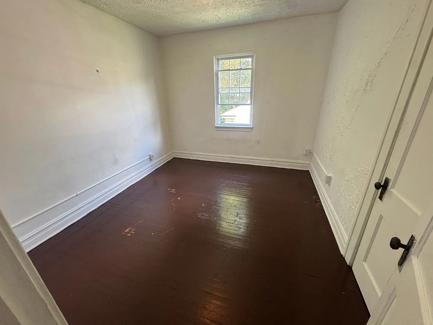 740 Fern St Akron Oh 44307 MFH4 .T3 — Photo 4