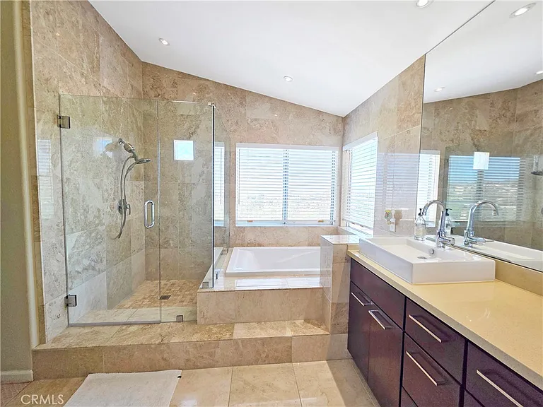 19511 Dorado Dr — Photo 16