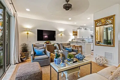 2 bed, 2.5 bath, 1578 sqft, $2,000 — Photo 3