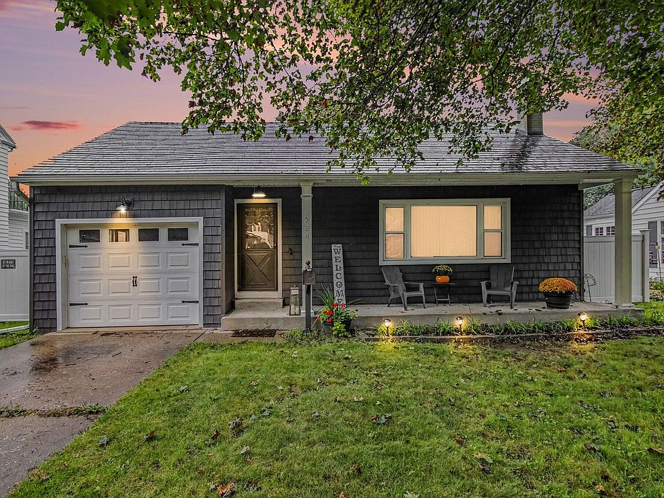 1st image of 724 Crescent Rd