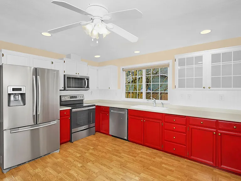 10127 NE 141st Pl — Photo 7