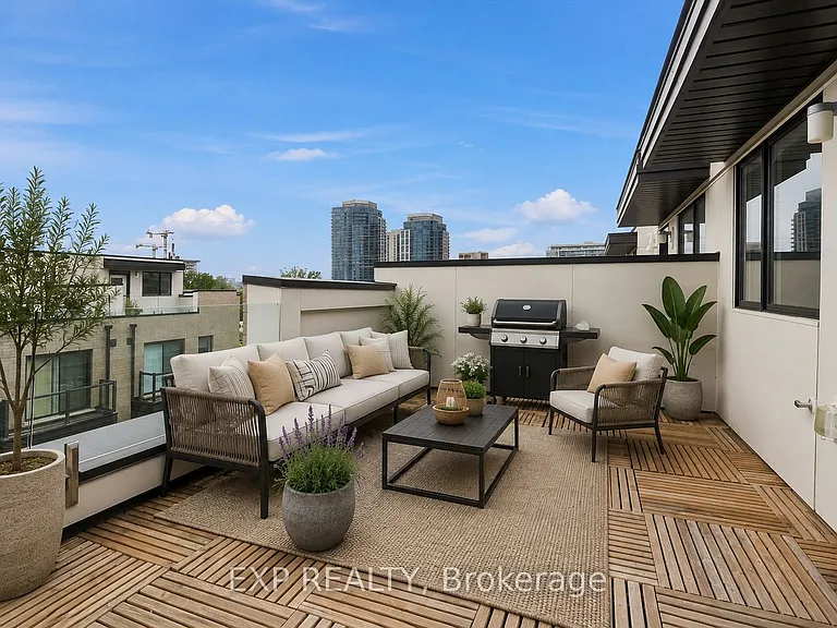 28 Fieldway Rd #58 — Photo 1