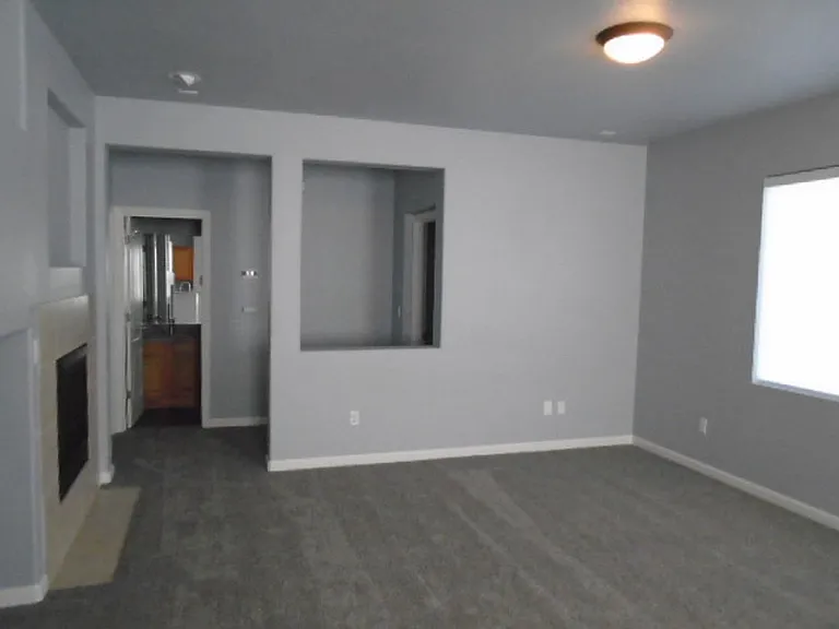 3420 Kensington Ct — Photo 11
