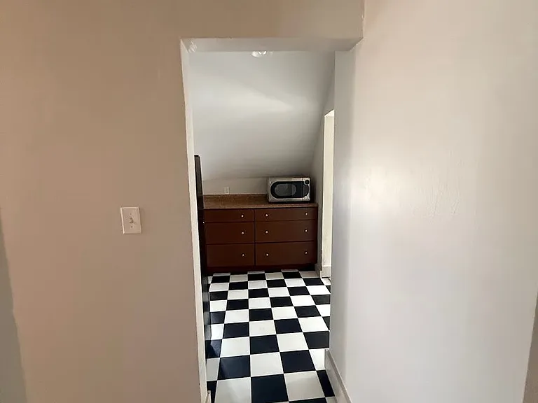 418 Waukazoo Ave #5 — Photo 14
