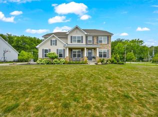 2208 Norton Pl, Avon, OH 44011