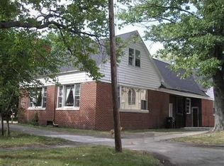 114 Strong Ave, Muskegon, MI 49441