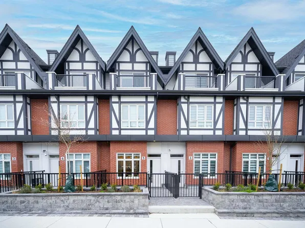6988 Griffiths Ave #4, Burnaby, BC V5E 0B2