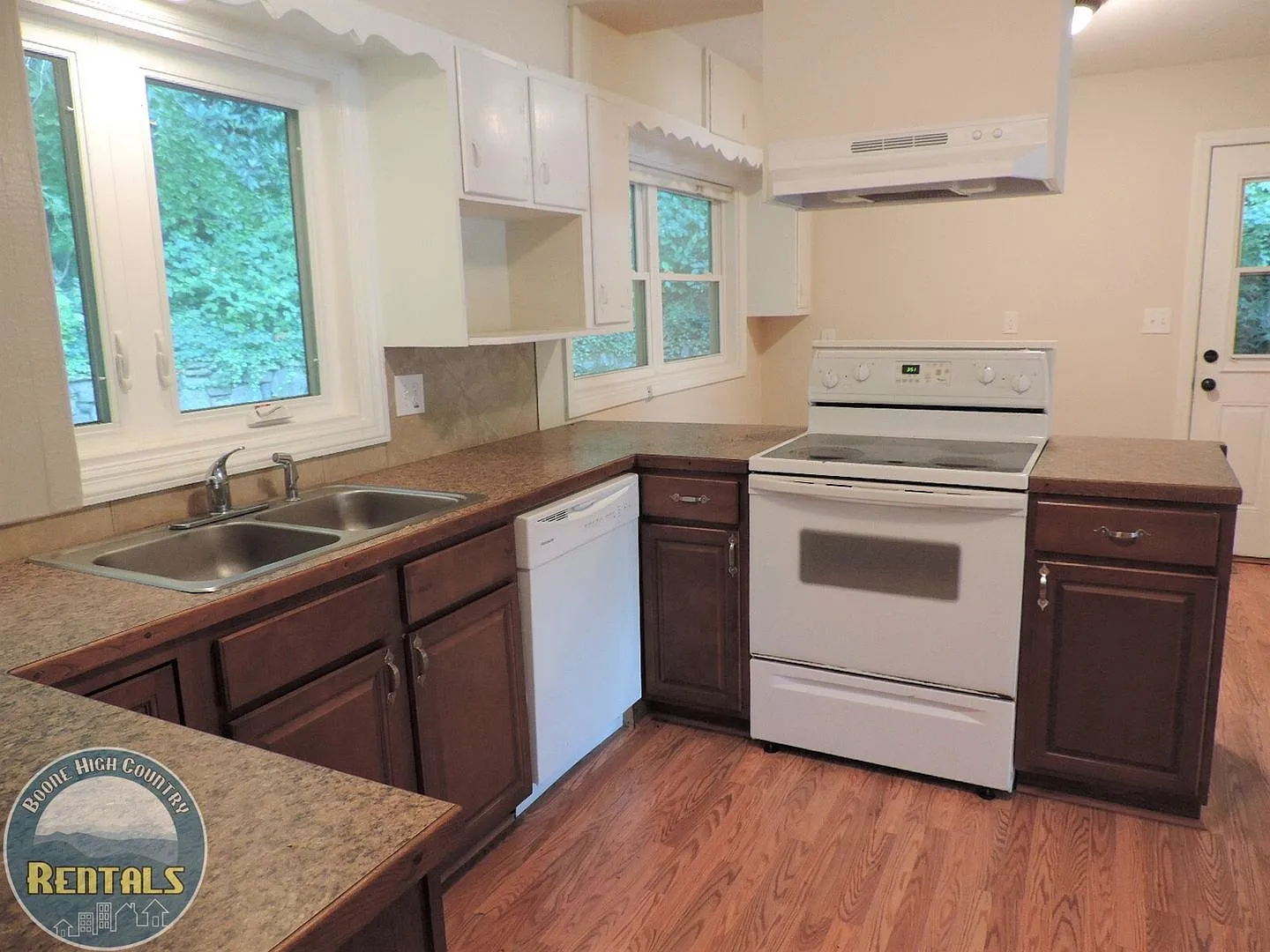 3bd/2ba Ranch-Style Home Central to Boone — Photo 4