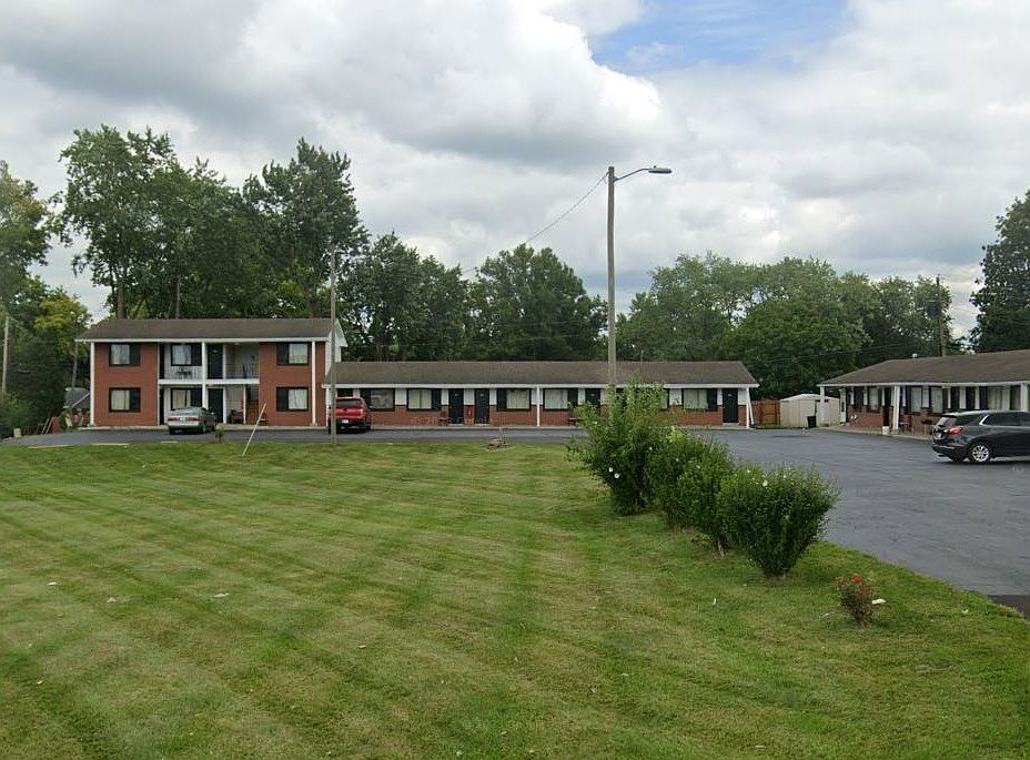 1st image of 1806 N Walnut St #15