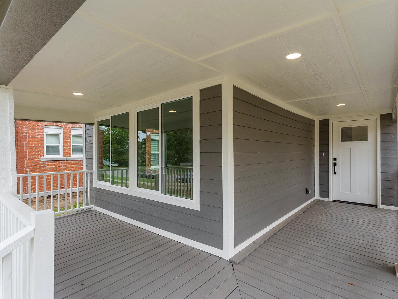 2 bed, 836 sqft, $1,250 — Photo 3