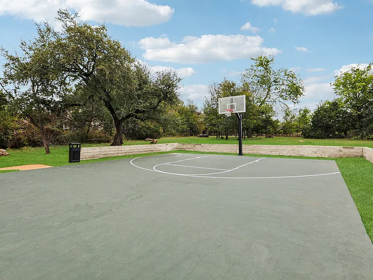 Ventana Oaks Apartments — Photo 28