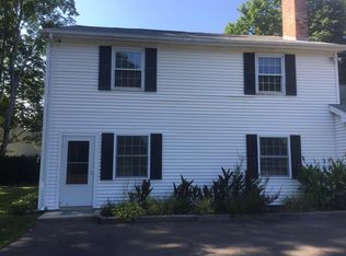 136 Glenwood Rd, Clinton, CT 06413