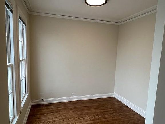 3rd image of 1090 Eddy St APT 605