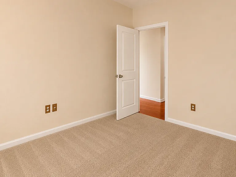 11 Tugaloo Dr — Photo 24