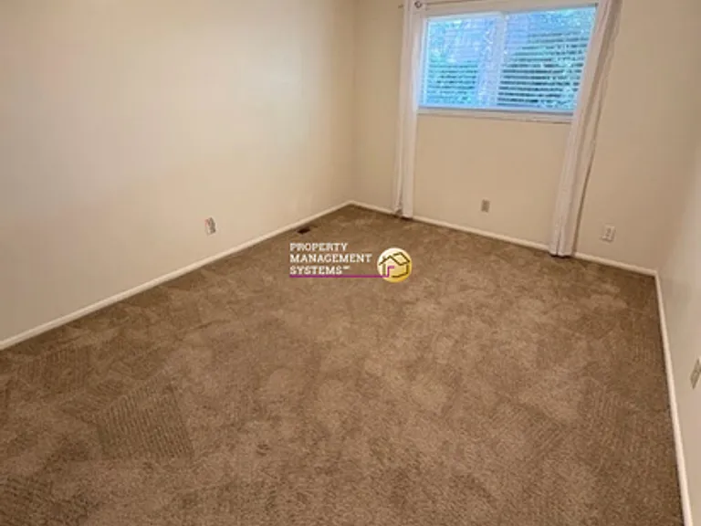12131 S Mill Ridge Rd — Photo 12