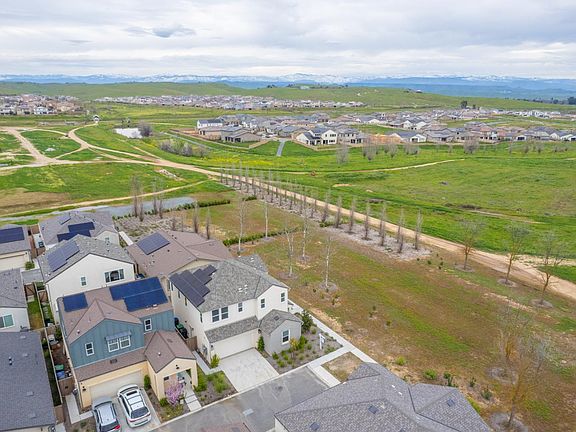 5th image of 849 Livio Way