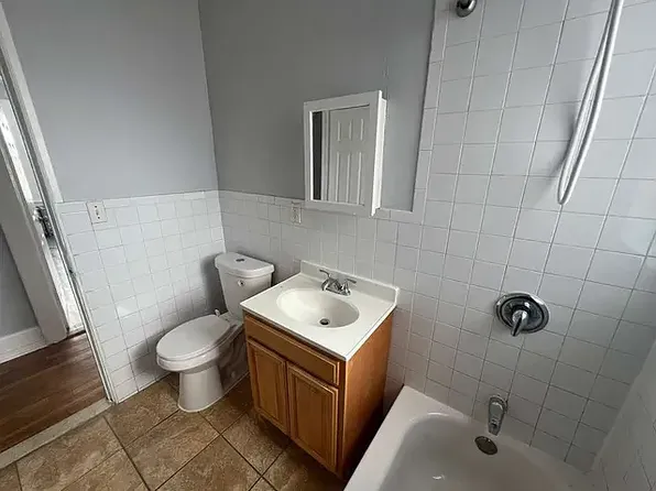 75 N 7th St, Newark, NJ