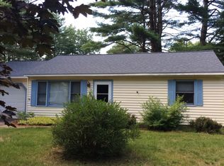 10 Little Rd, Queensbury, NY 12804