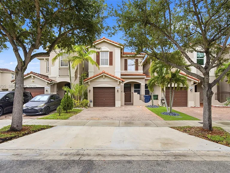 15411 SW 9th Way #0 — Photo 1