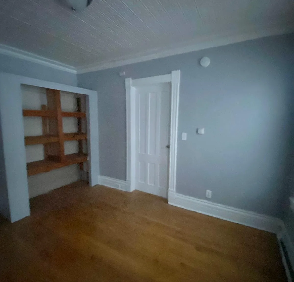 746 East Laurel Street - 2F — Photo 1