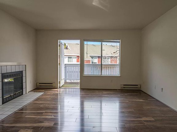 2nd image of 136 Marina Lakes Dr #136