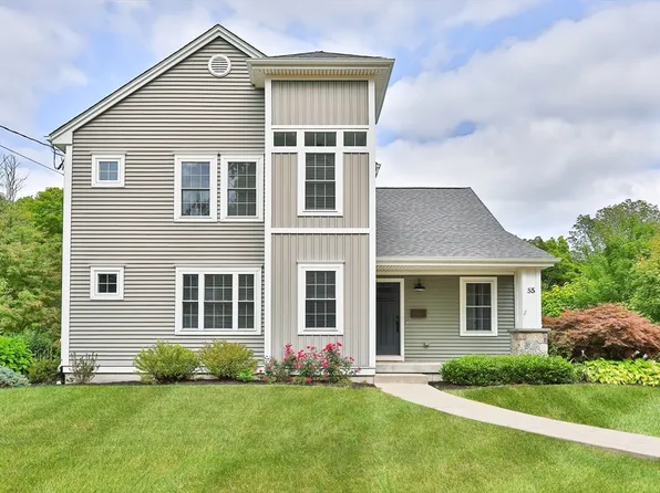 55 N Main St #A, Uxbridge, MA 01569