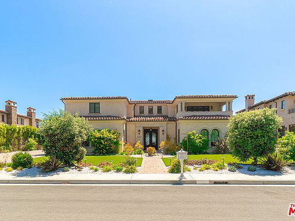 2nd image of 31967 Emerald View Dr