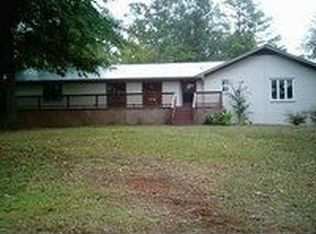 350 Pineywoods Dr, Wedowee, AL 36278