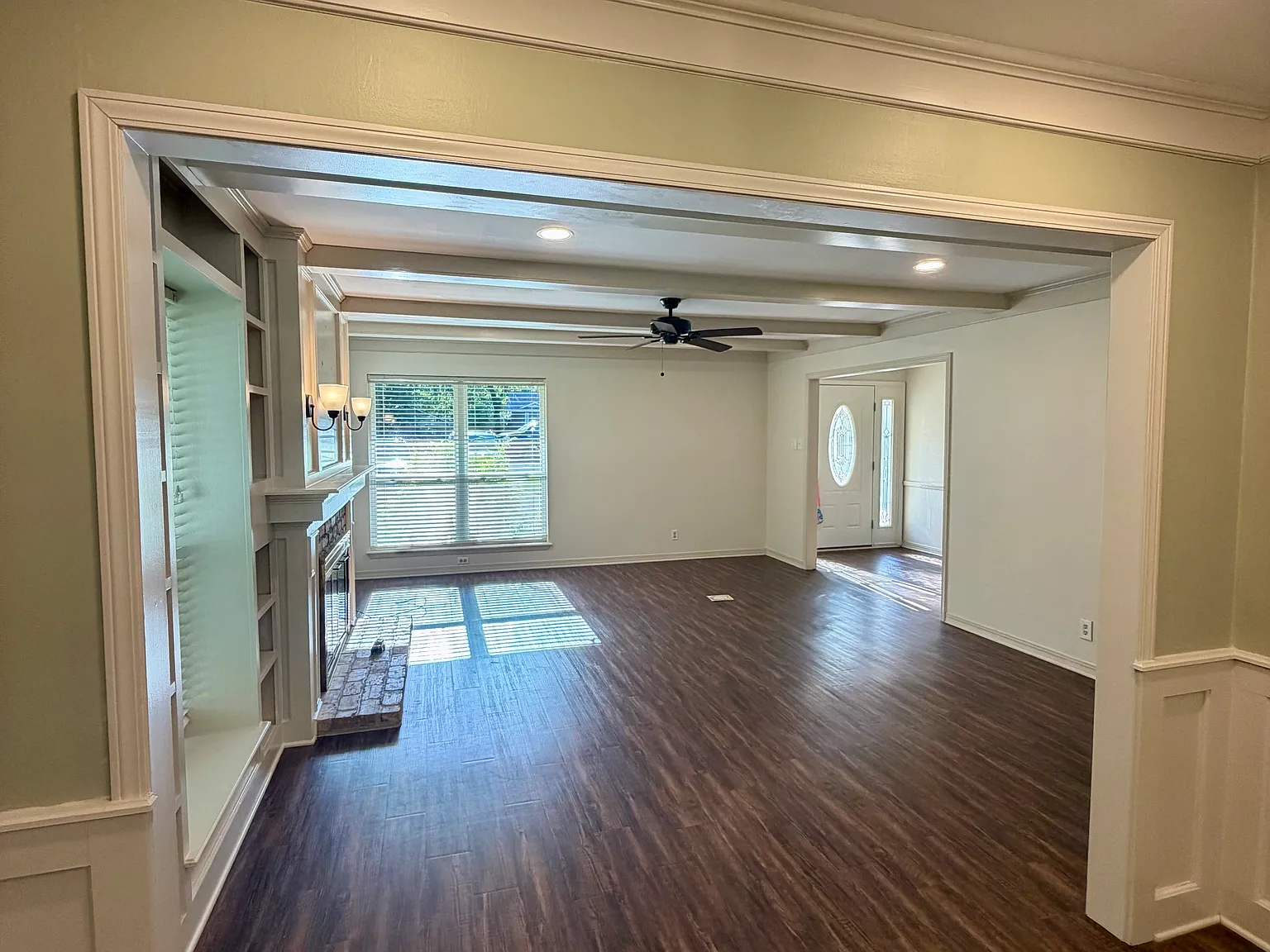 3 bed, 1881 sqft, $2,100 — Photo 4