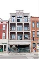 1st image of 932 W Diversey Pkwy #C