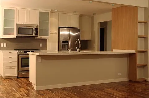 2551 Montgomery Ave — Photo 2