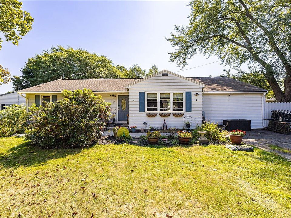1st image of 49 Hillcrest Dr