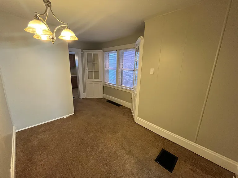 45 E North St — Photo 11